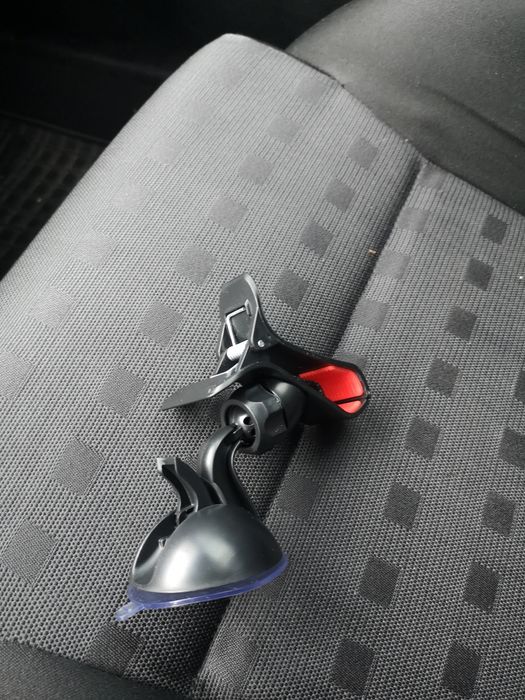 uchwyt na telefon samochodowy