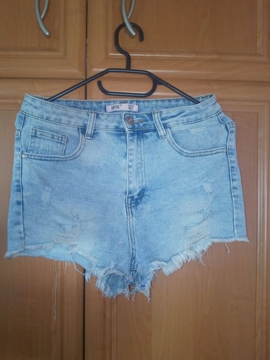 Spodenki jeansowe r.36