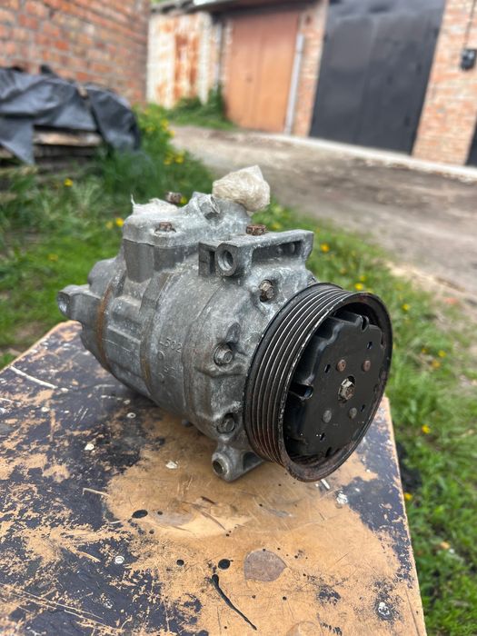 Компресор кондиціонера Volkswagen Caddy