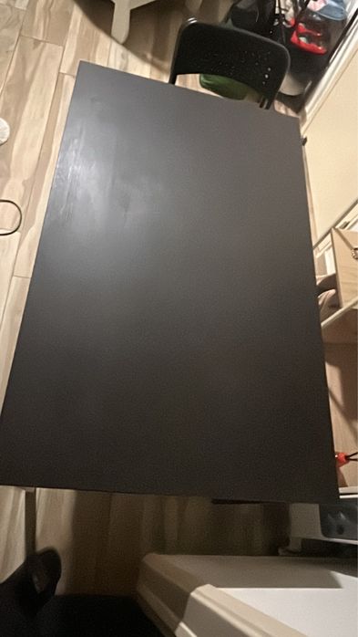 Mesa com 2 cadeiras