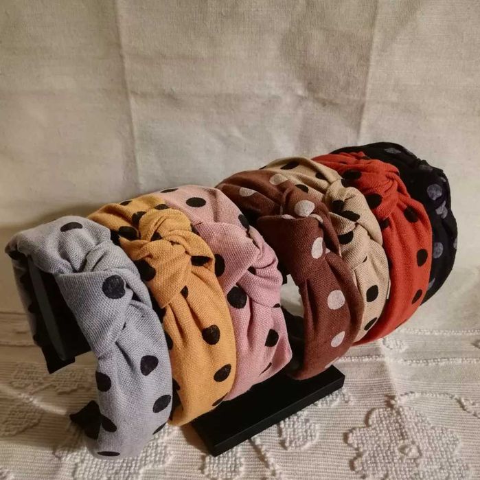 Bandoletes flores ou bolinhas