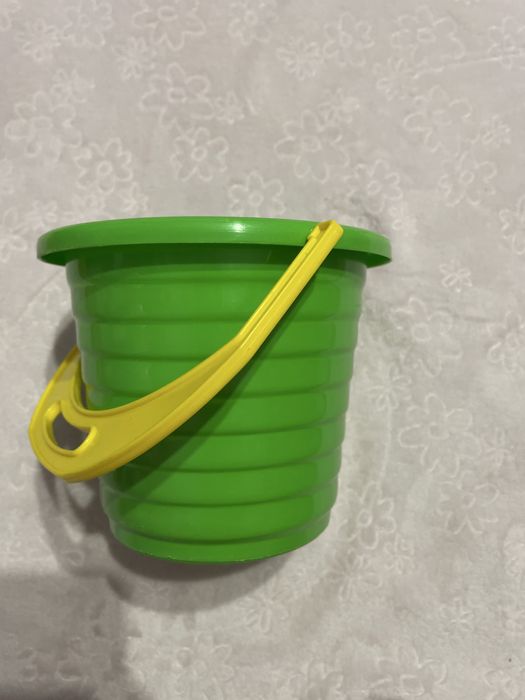 Wiaderko dla dzieci zielone 16,5cm