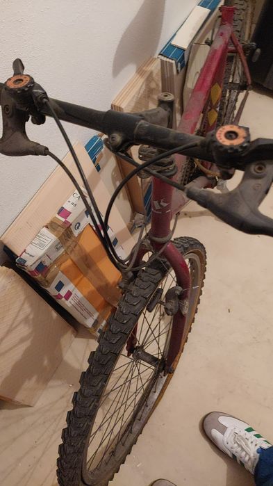 Bicicleta Sempre guardada arrecadação