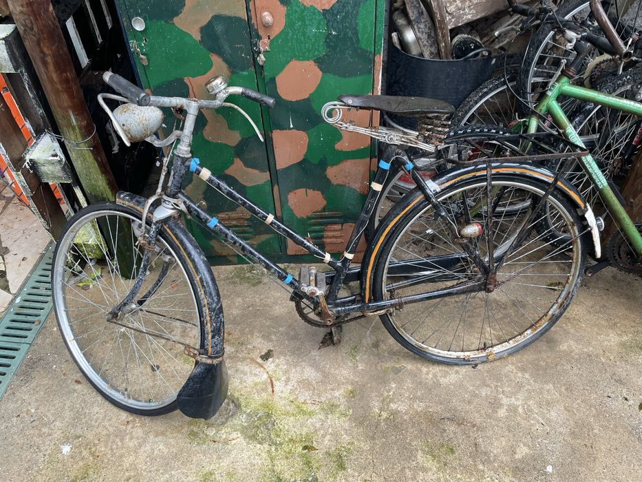 bicicleta pasteleira antiga