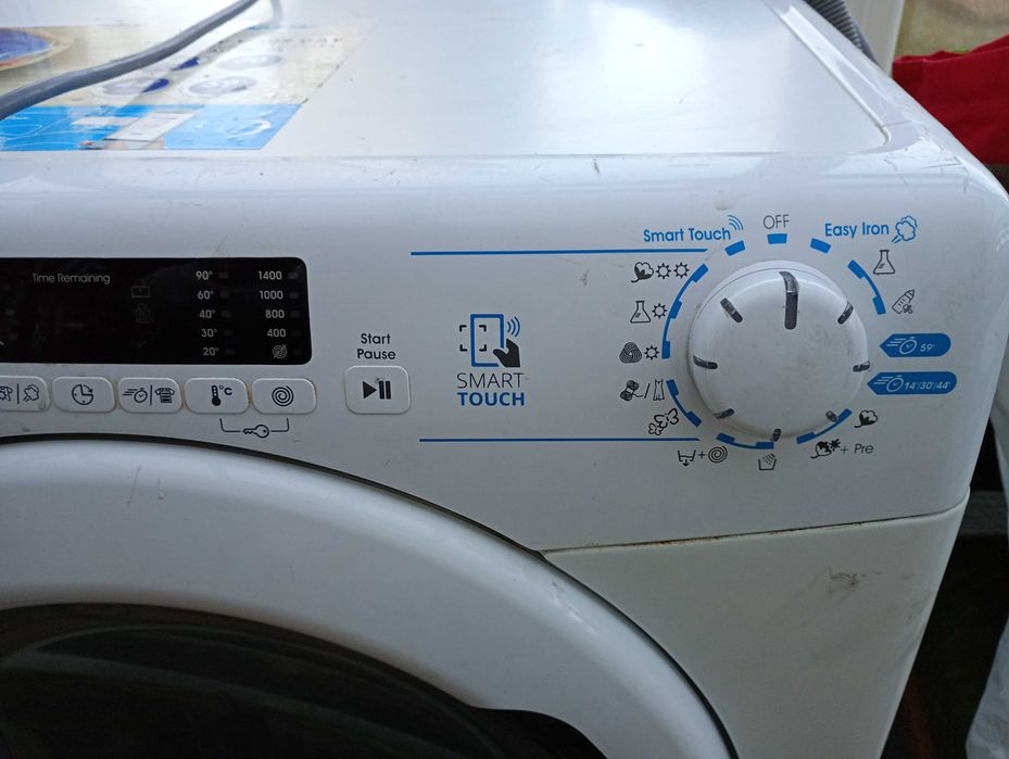 Sprzedam pralko suszarkę uszkodzona