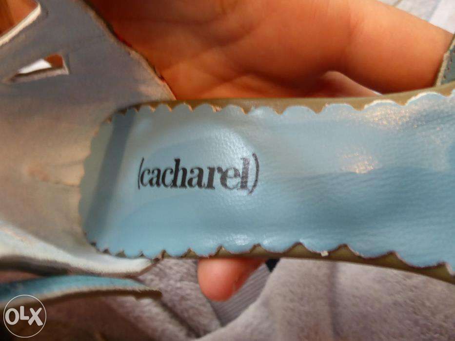 Vendo sandálias CACHAREL 36