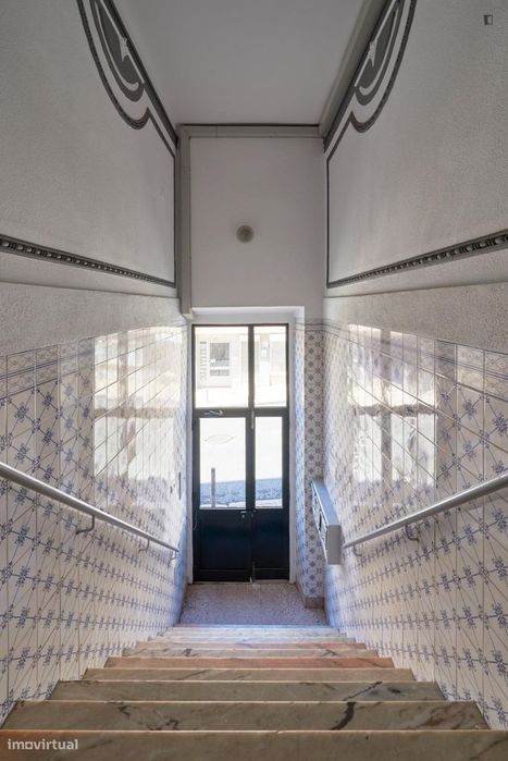 Quarto - localizado em Penha de França Lisbon
