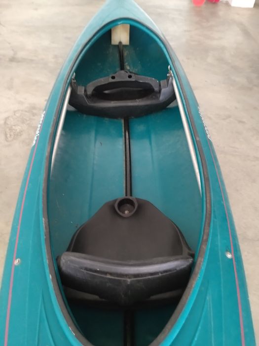 Vendo canoa de mar ou troco por prancha de paddle rígida usada.