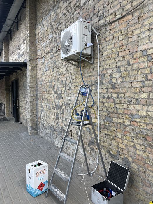 Встановлення кондиціонерів “під ключ” | прокладання трас