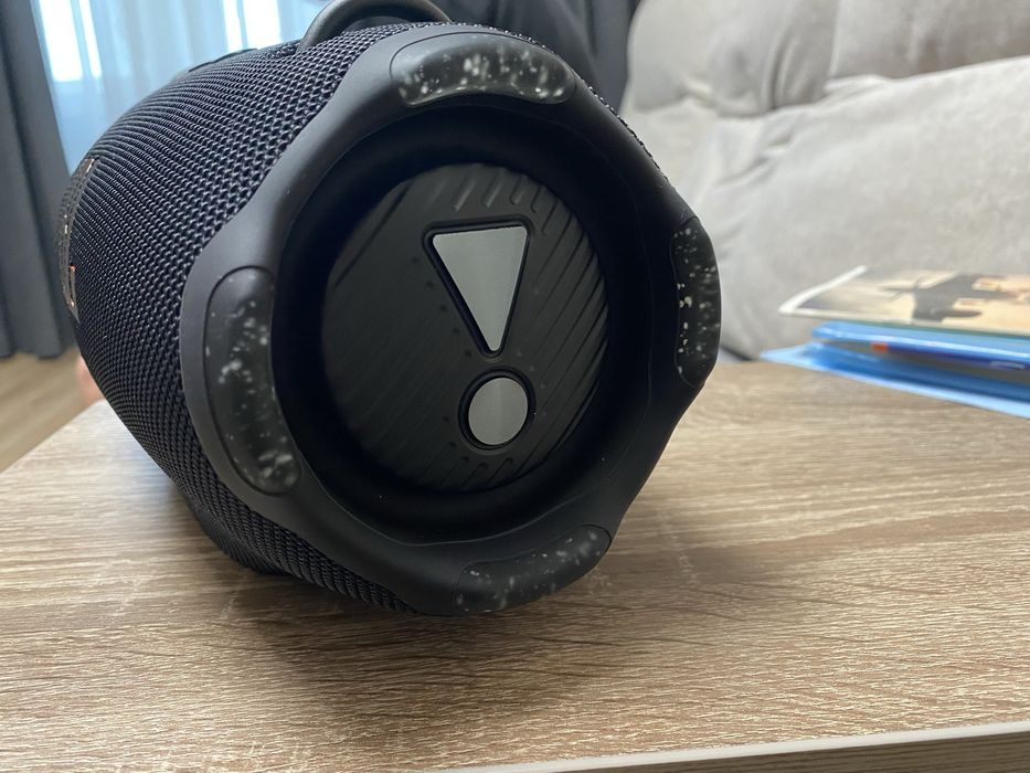 Оригінал JBL Xtreme 4 Black,Стан нової.
