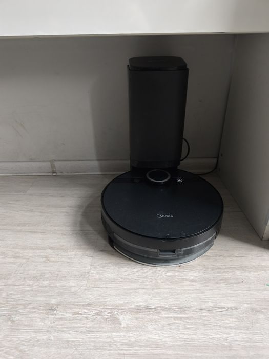 Odkurzacz samojezdny Midea S8+