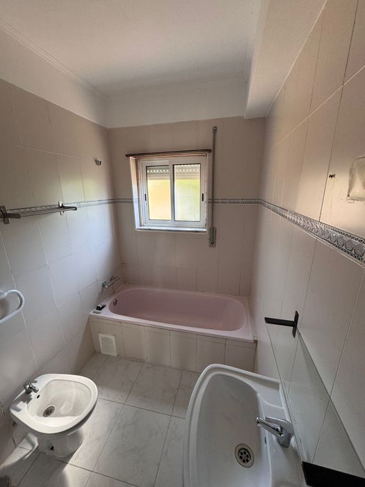 3° andar - T2 para arrendar na Quinta do Conde