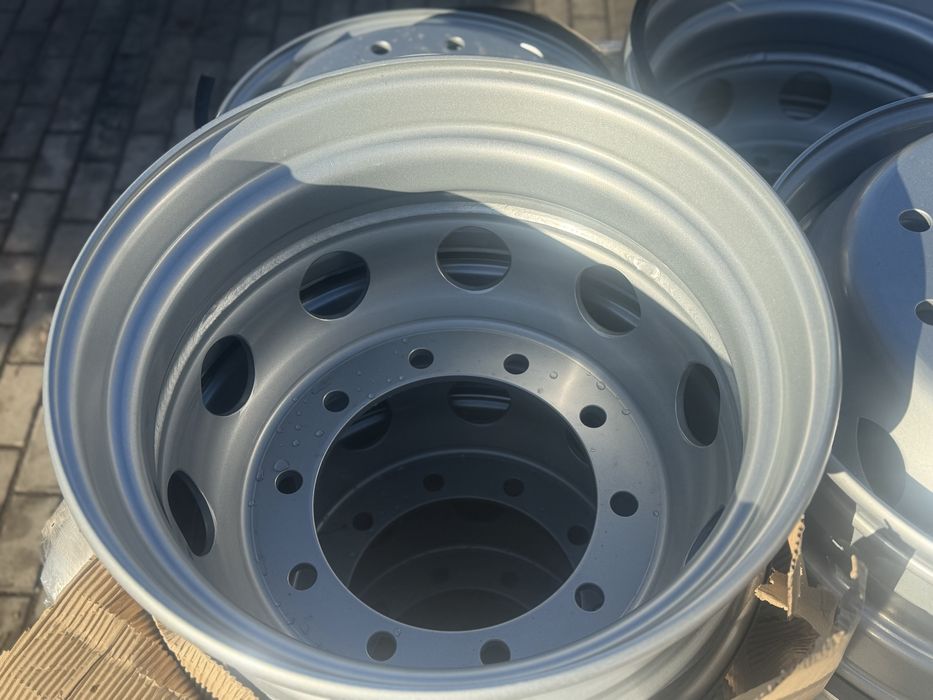 FELGA 9.00-22.5 ciężarowa  10X335 ET161 /281