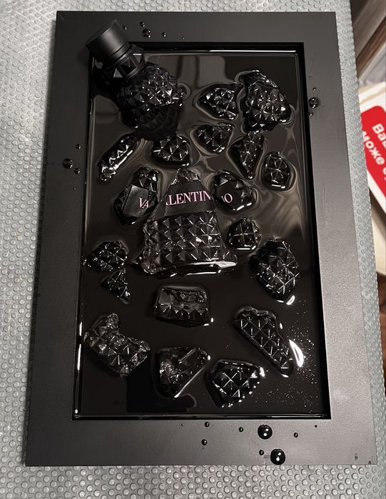 Авторська картина з флакону Valentino