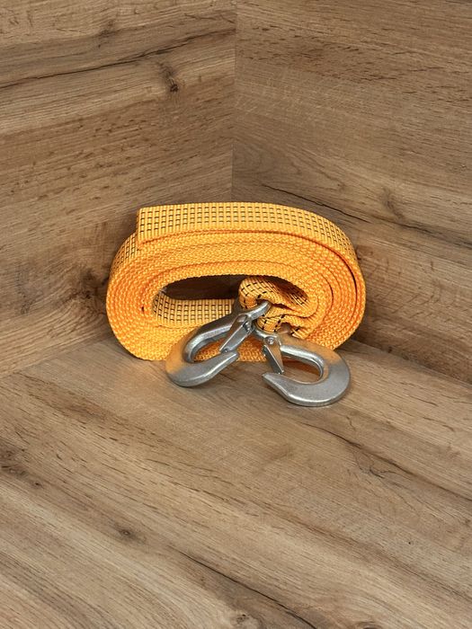 Трос буксировочный 5т 5м Carlife