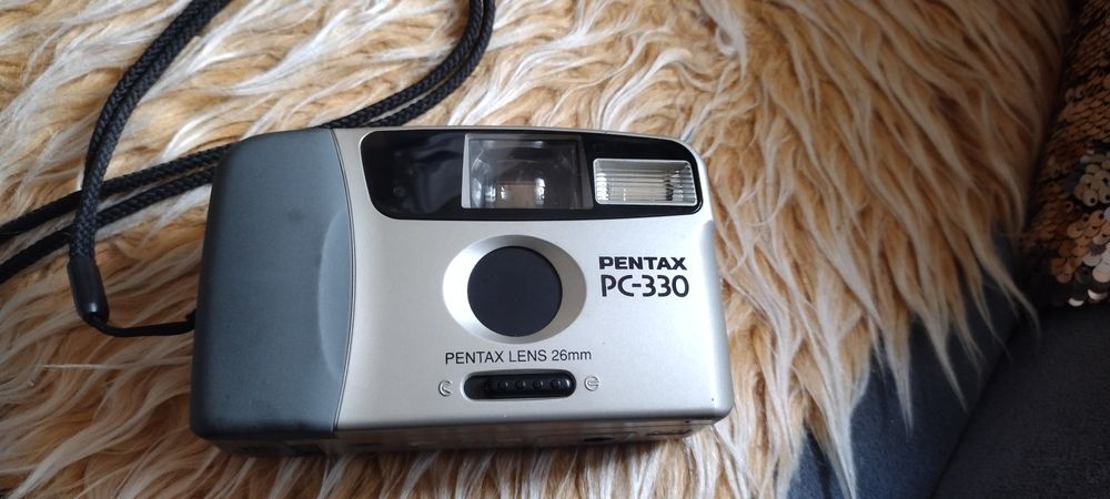 Aparat fotograficzny Pentax PC-330