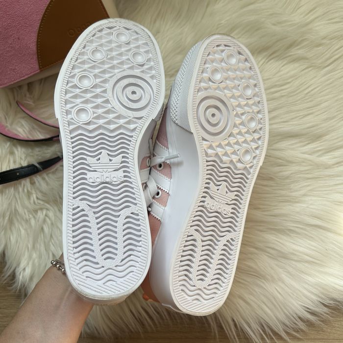 Кеди Adidas Nizza 39 (25см), кросбоді Obag нові