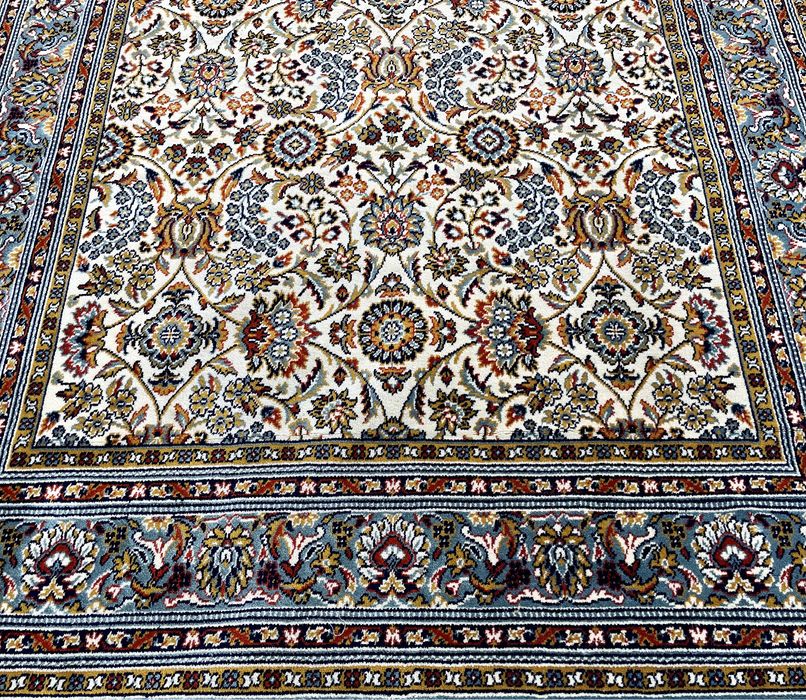 Grandiosa carpete oriental Persa antiga