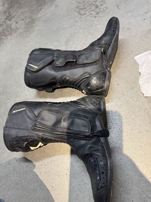 Buty motocyklowe alpinestar