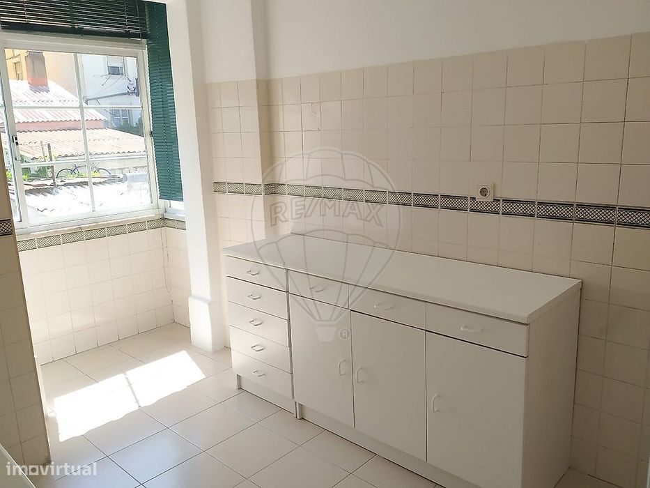 Apartamento T1 para arrendamento