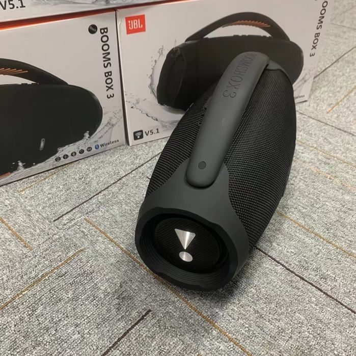 Colunas JBL seladas