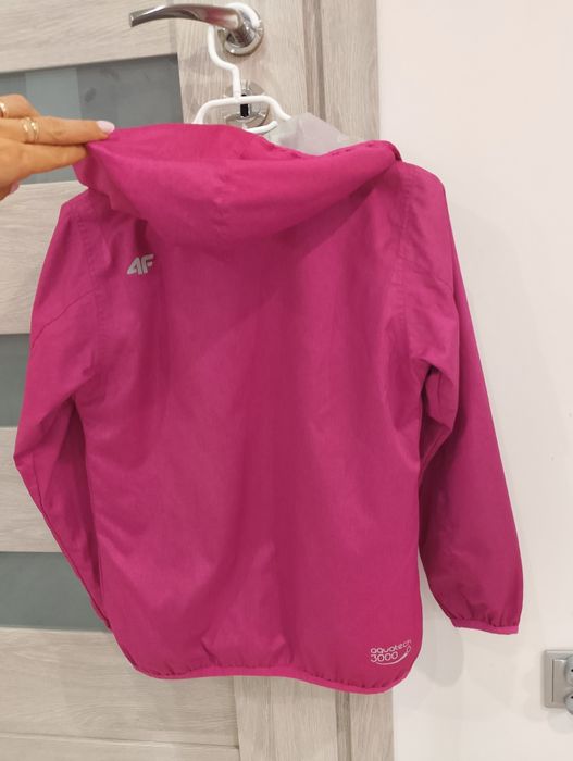 Kurtka Softshell przejściowa w góry 4F 146 różowa