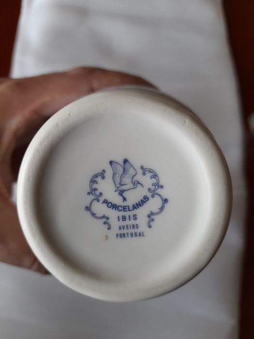 Peças de decoração variadas e cigarreira