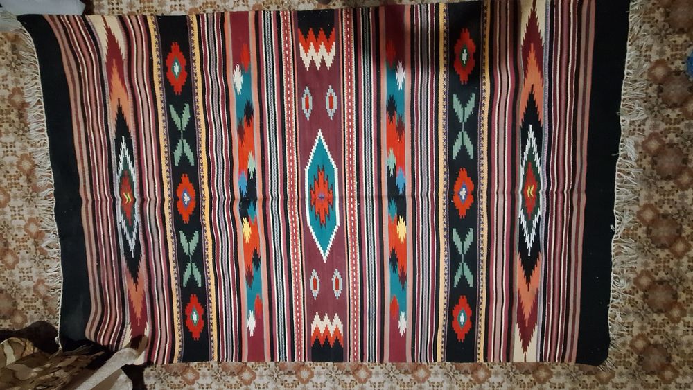 Ковровая дорожка,ковер