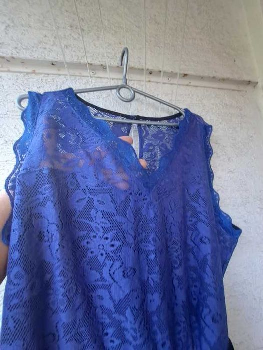 elegancka sukienka koronka 50 52 niebiesko czarna