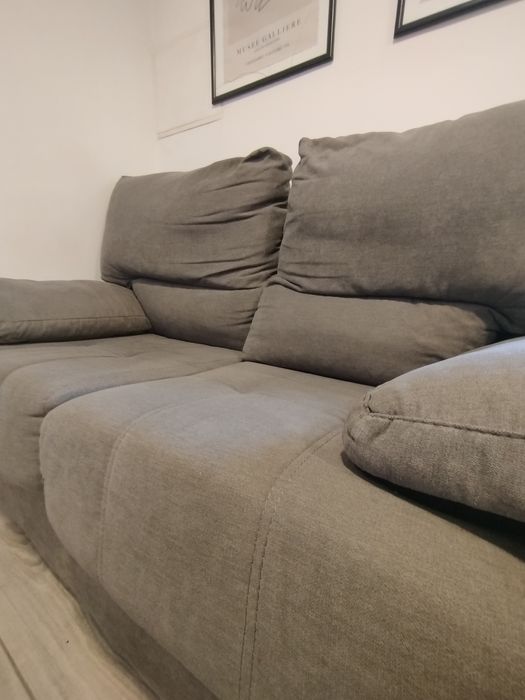 Sofá Cinza 2 lugares