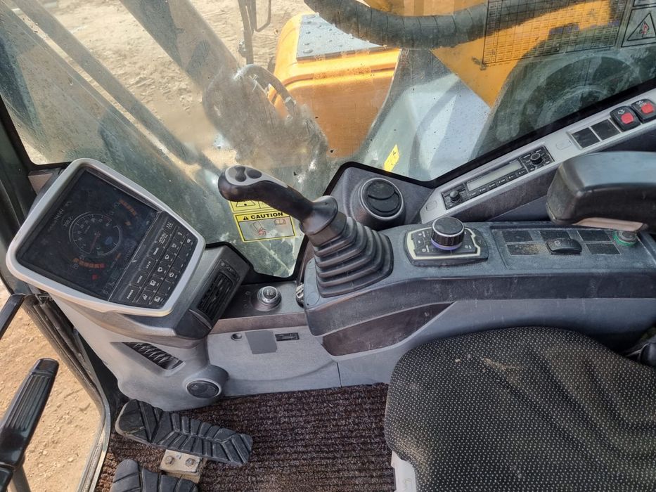 Продам экскаватор Hyundai HX 300 L , 2018 г