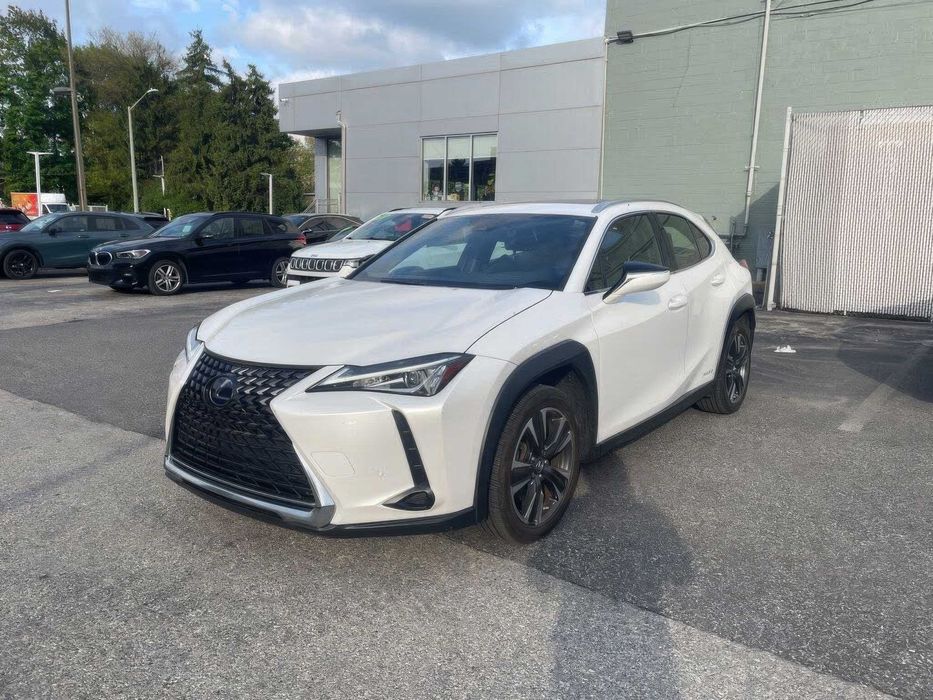 Lexus UX 250h      2020