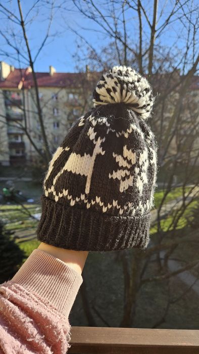 Czapka zimowa czarno-biała renifery rozmiar XS/S