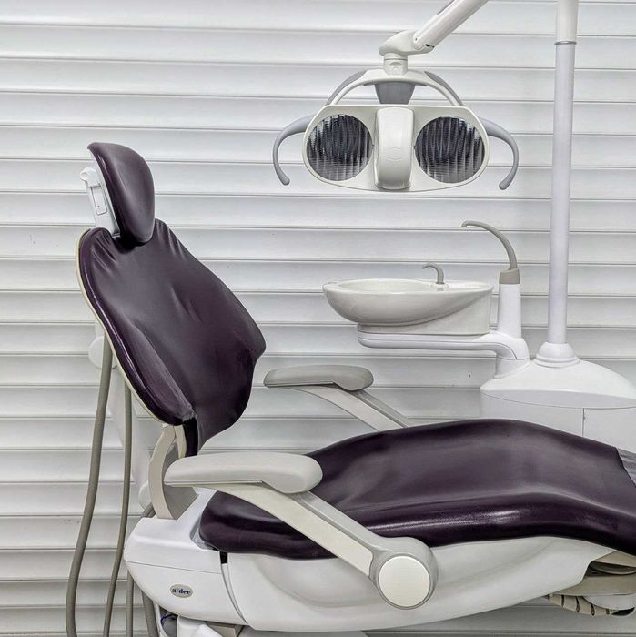 Стоматологічна установка A-Dec 500