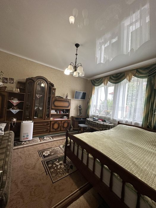 Продам будинок в м.Шептицький.