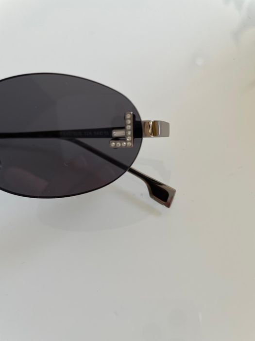 Piekne okulary przeciwsłoneczne  Fendi
