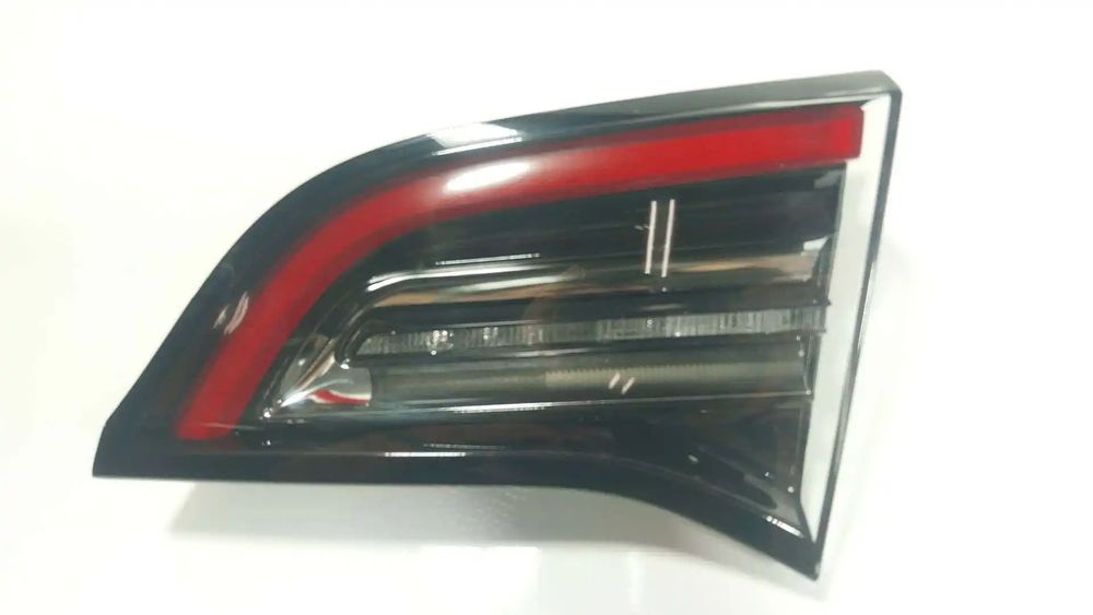 Farolim Interior Traseiro Direito TESLA MODEL 3 (5YJ3) EV 150208900B