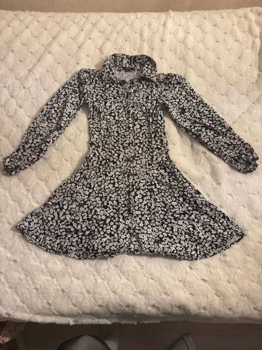 Сукня чорного кольору S розмір