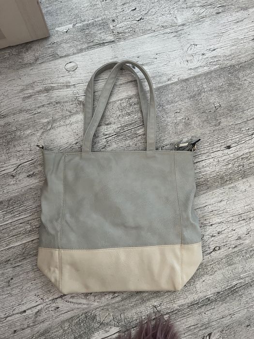 Shopperka beżowa na lato