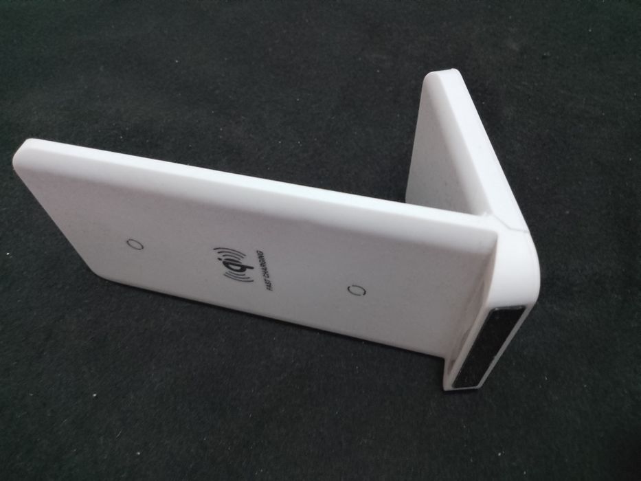 Sprzedam ładowarke indukcyjną