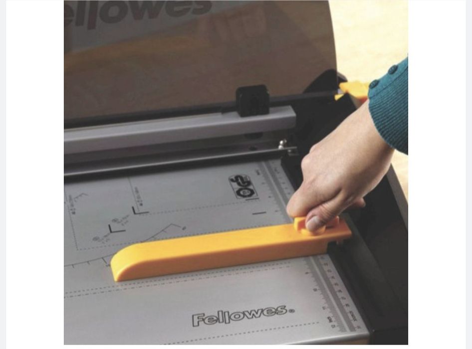 Gilotyna do papieru Fellowes plasma A3