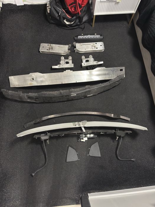 Części przodu i spojler bmw f34 sportline