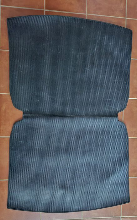 Tapete de proteção para bagageira