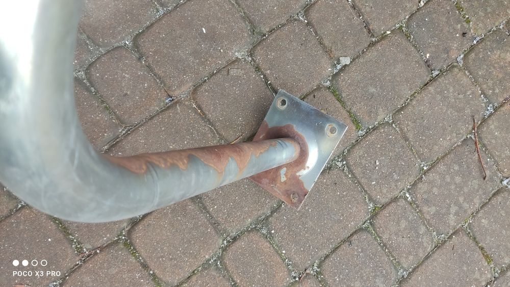 Uchwyt kątowy do anteny zewnętrzne długość 50 cm