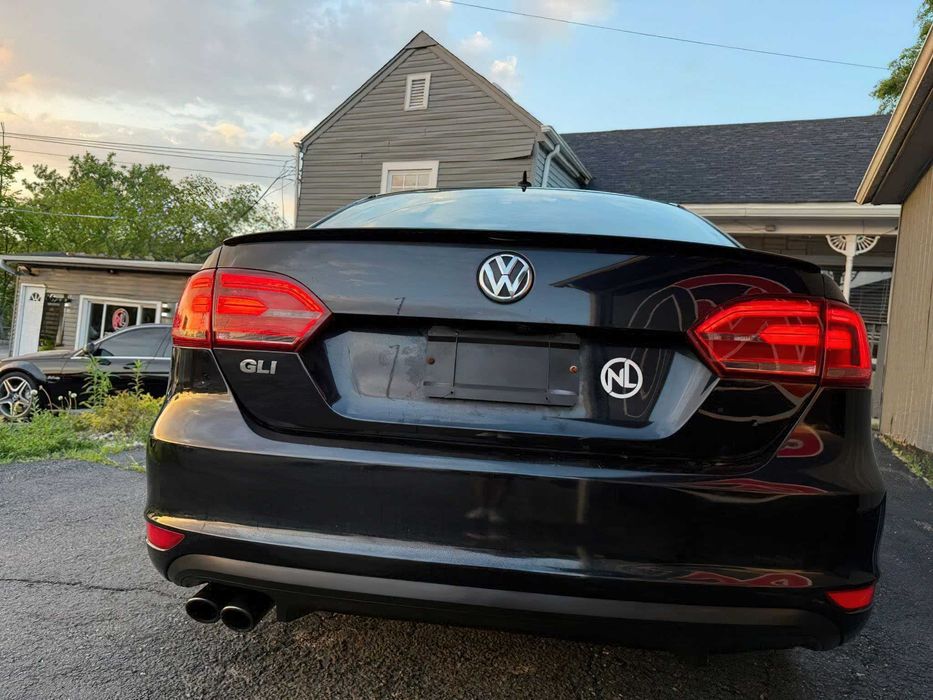 Volkswagen Jetta GLI Autobahn      2014