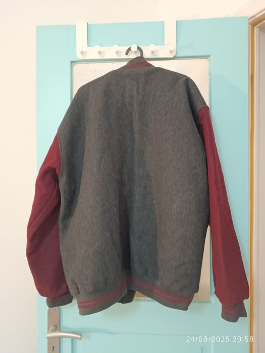 Jaqueta universitária Australiana em lá