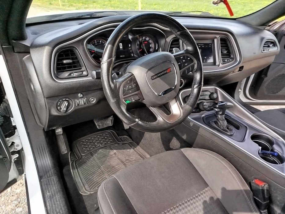 Dodge Challenger