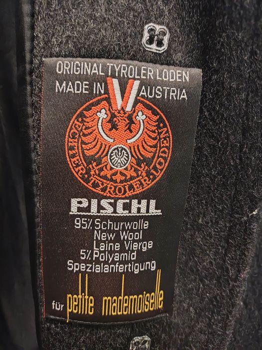 Płaszcz klasyczny nowy wełna z Tyrolu