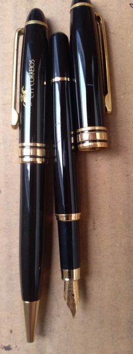 Canetas de aparo e esferográficas