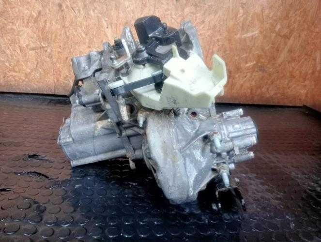 Caixa de velocidades "Citroen C4, 1.2i   THP 110CV   do HN05  ref: 20R103